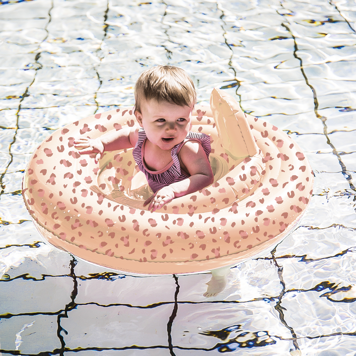 Baby float 0-1 jaar