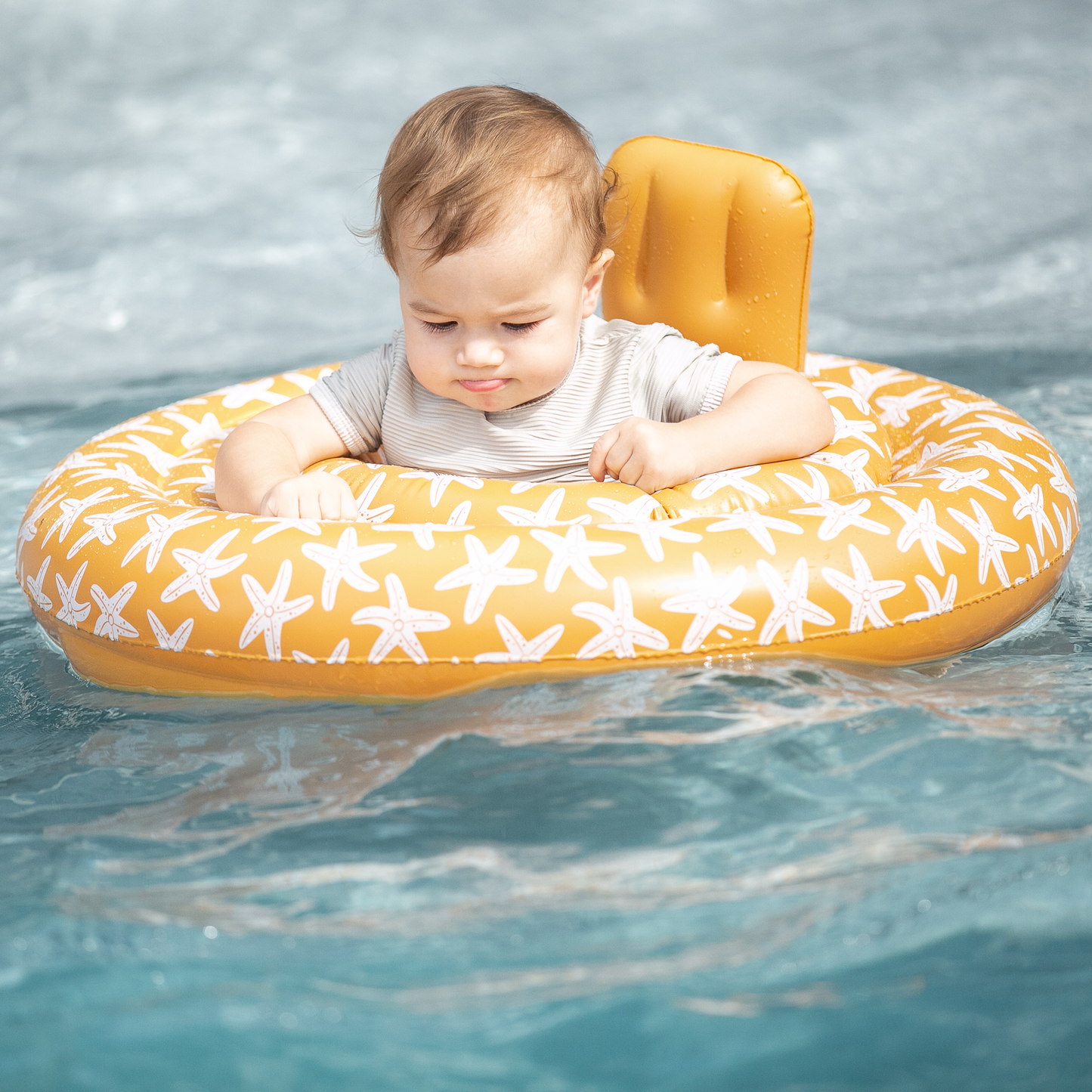 Baby float 0-1 jaar