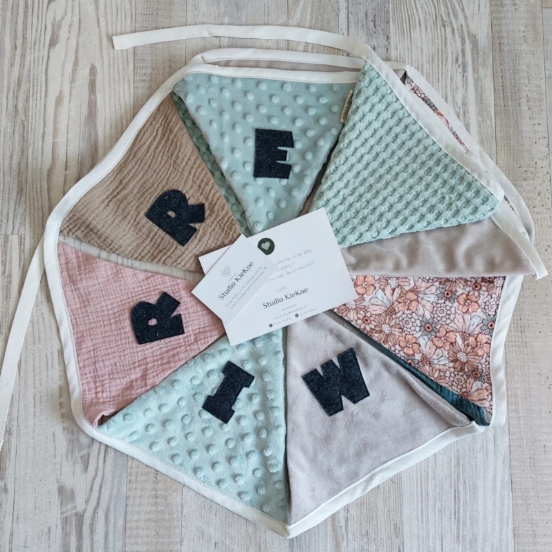 Zelf samenstellen - vlaggenlijn