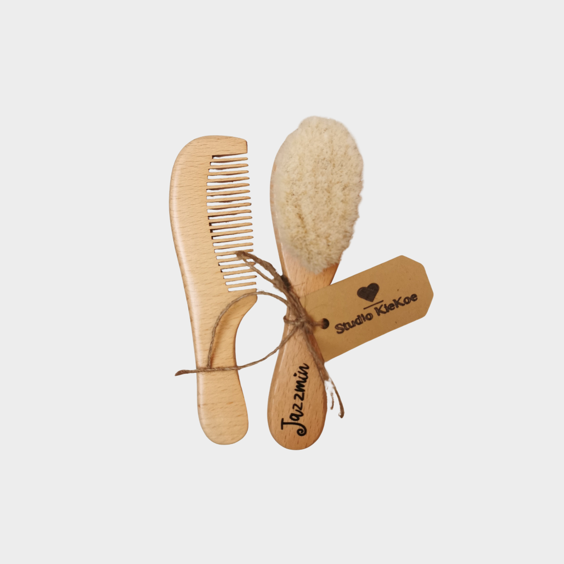 Borsteltje en kammetje (met naam)